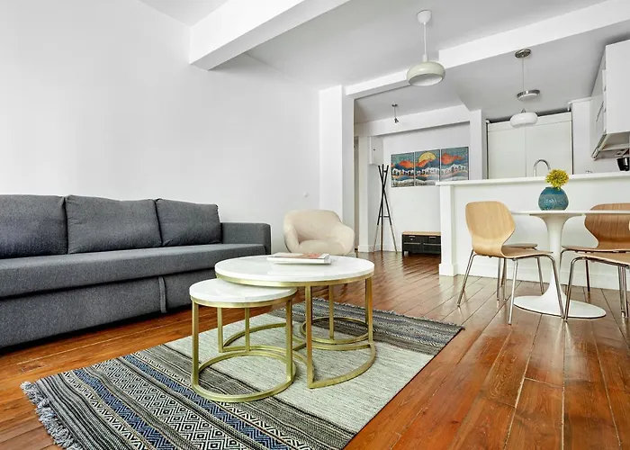 Noa - Serdar-i Ekrem 31 * Stambuł