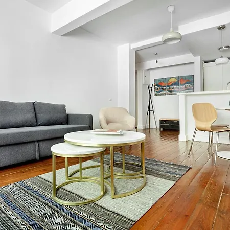 Noa - Serdar-i Ekrem 31 * Istambul